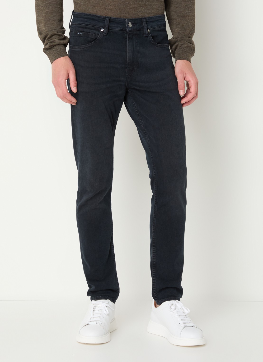 BOSS Delano slim fit jeans met gekleurde wassing - detail zwart