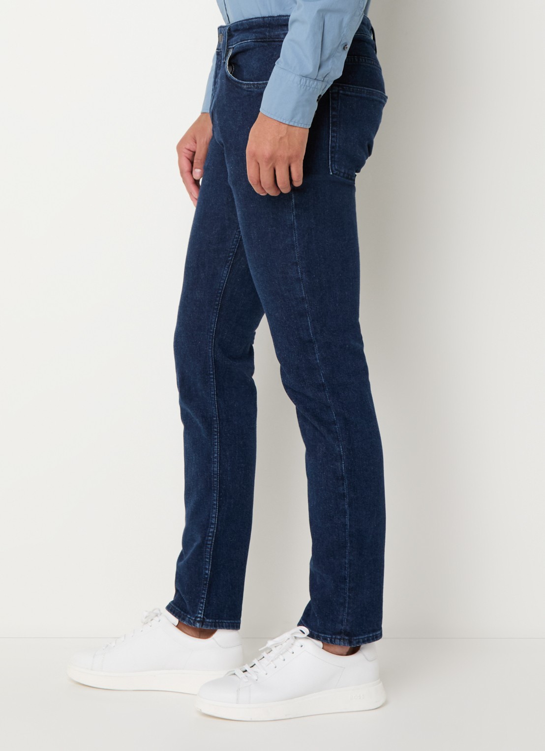 BOSS Delaware slim fit jeans met donkere wassing - detail 2 indigo