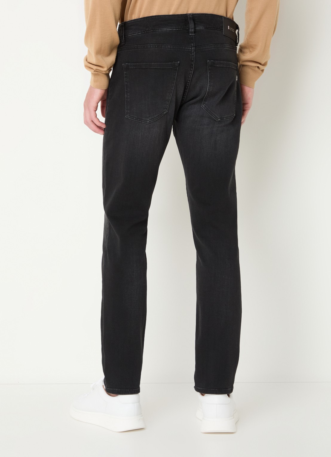 BOSS Delaware slim fit jeans met gekleurde wassing - achterkant 5 antraciet