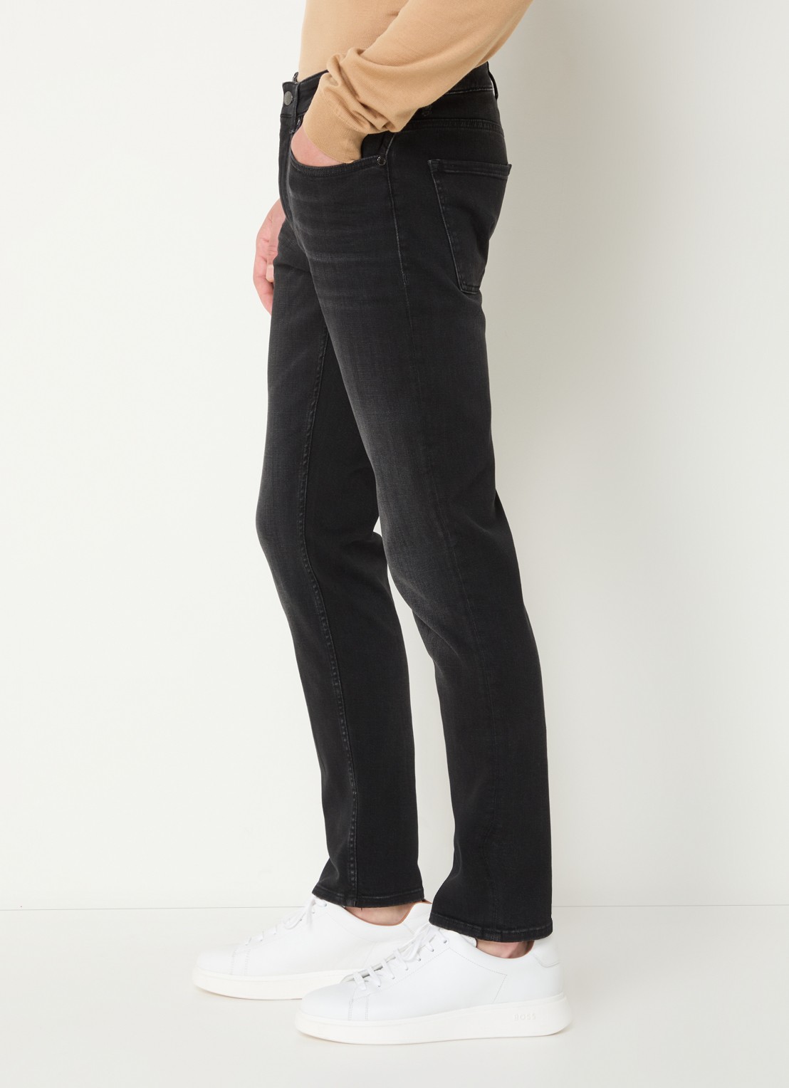BOSS Delaware slim fit jeans met gekleurde wassing - detail 2 antraciet