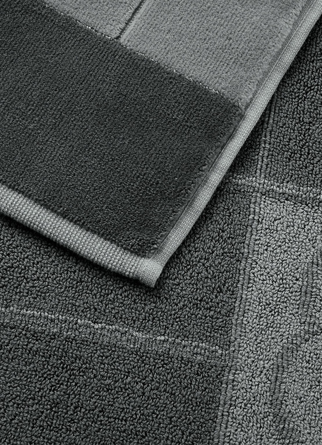 BOSS Double B badmat - 550 gr/m² - 50 x 70 cm - detail 2 donkergrijs