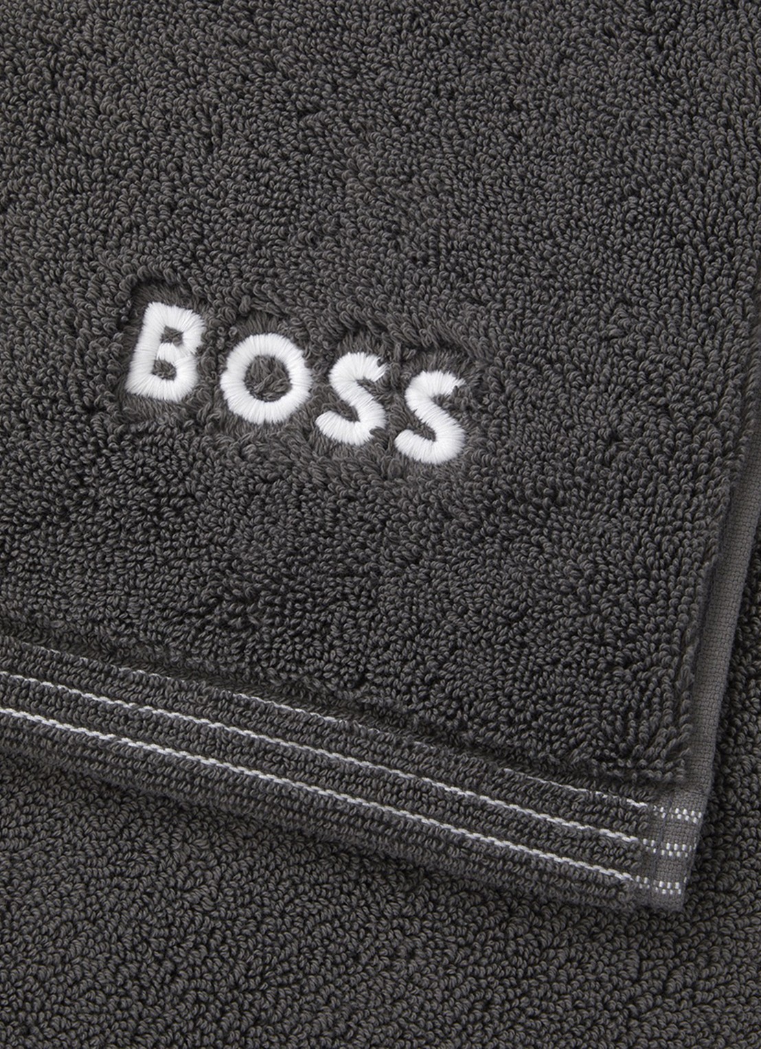 BOSS Edge badmat 50 x 70 cm - detail donkergrijs