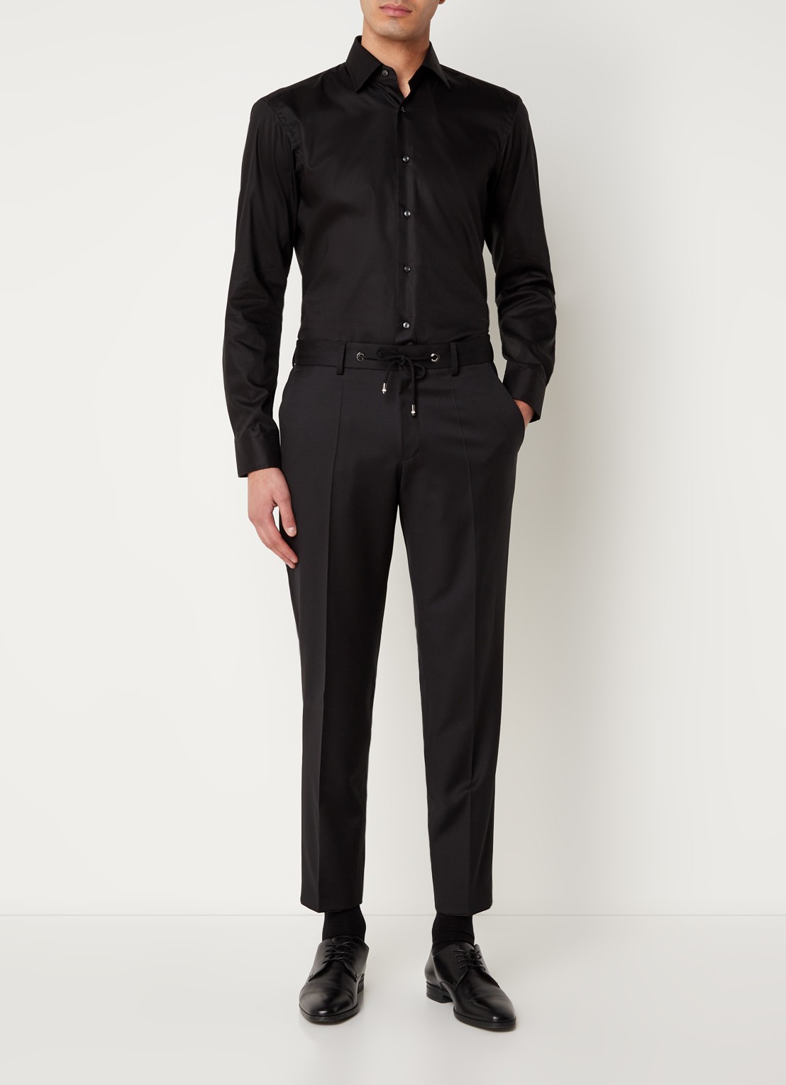 BOSS Genius tapered fit cropped pantalon met steekzakken - voorkant 6 zwart