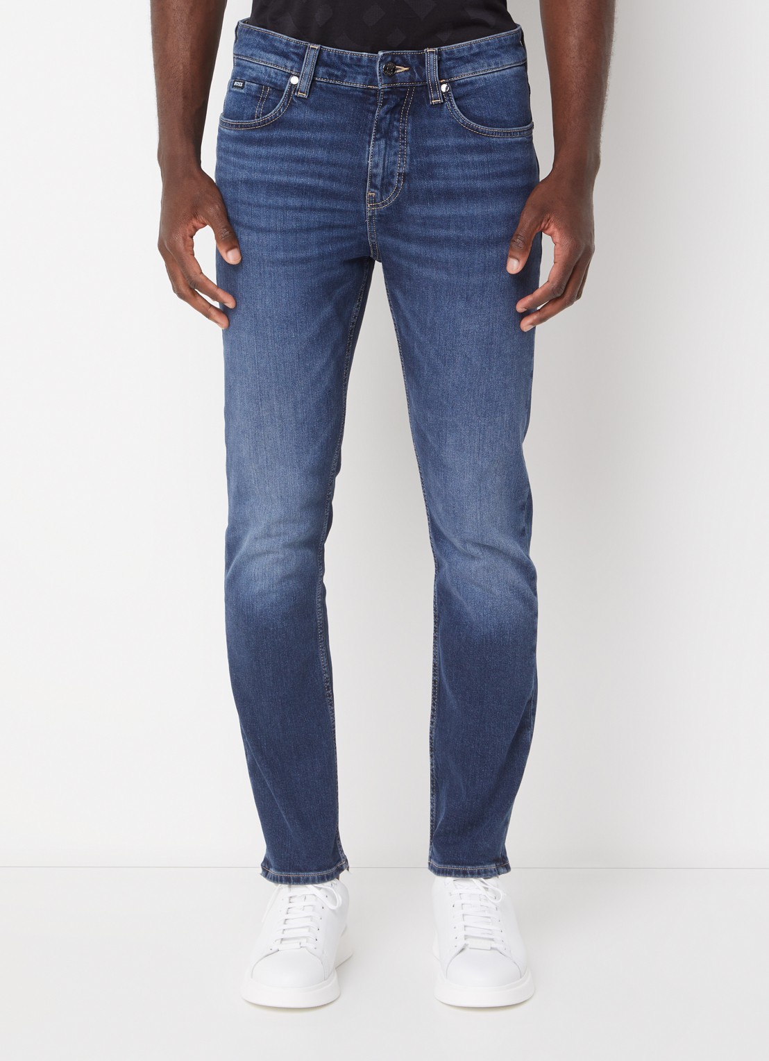 BOSS H-Delaware slim fit jeans met donkere wassing en steekzakken - detail 4 indigo