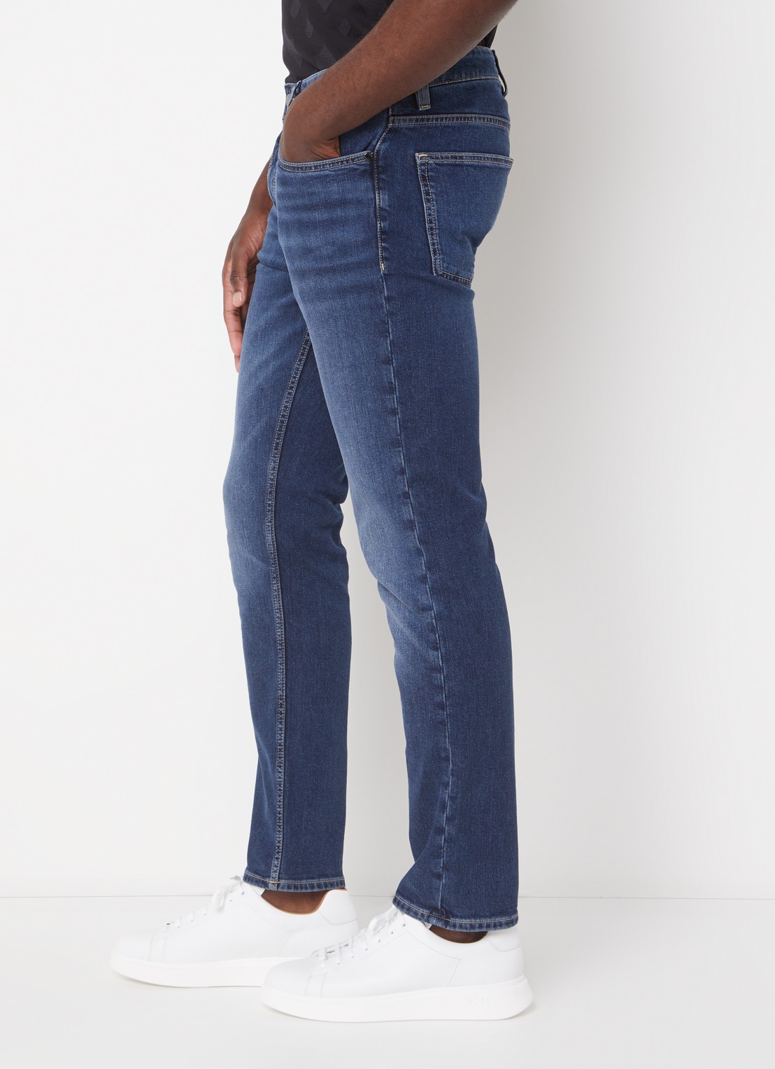BOSS H-Delaware slim fit jeans met donkere wassing en steekzakken - detail 5 indigo