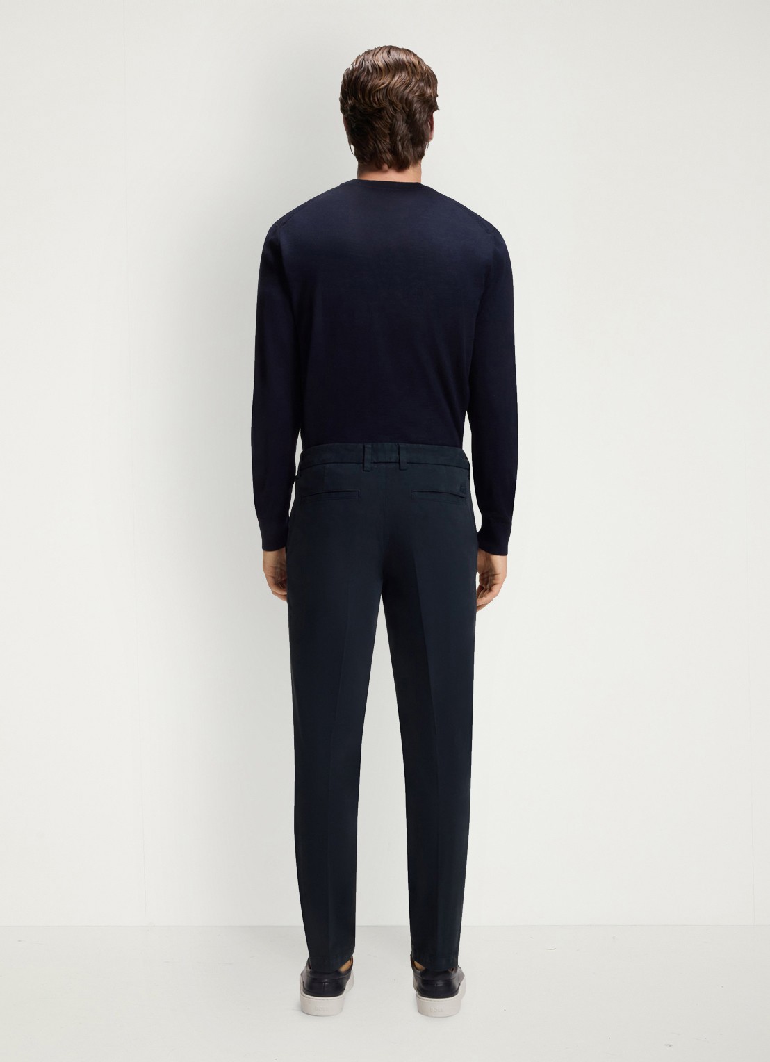 BOSS H-Kaiton1 slim fit chino met steekzakken - achterkant 6 dark blue-404 / blauw