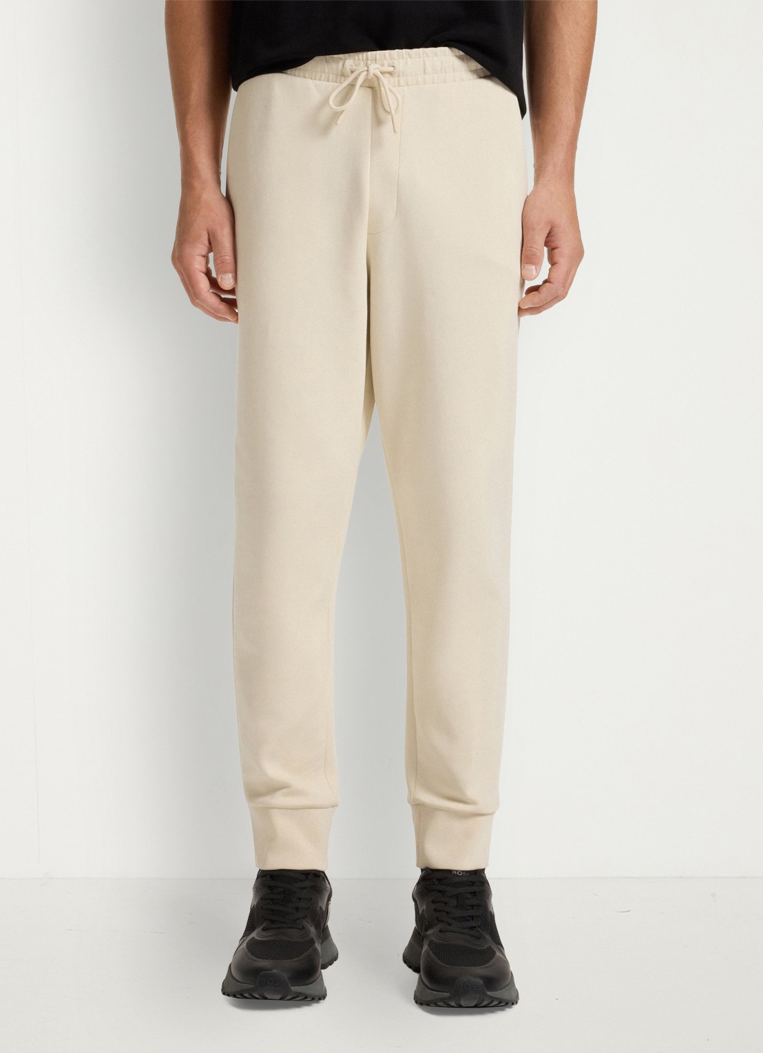 BOSS Hadiko tapered fit joggingbroek met steekzakken - detail 3 gebroken wit
