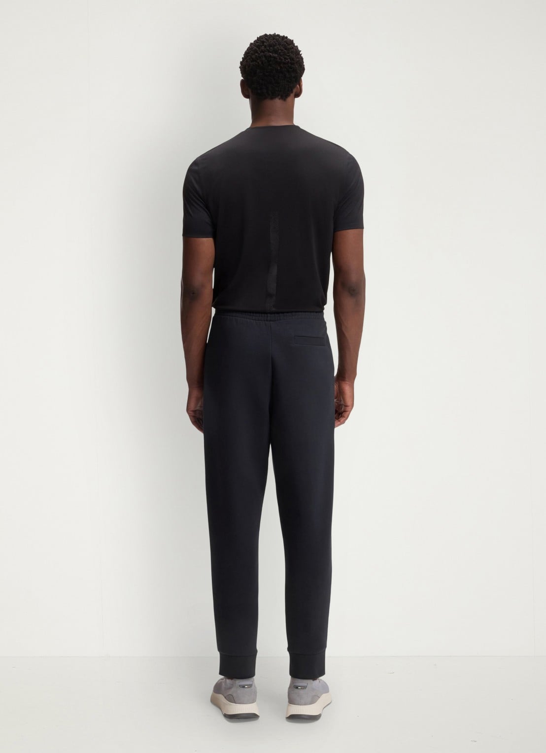 BOSS Hadiko tapered fit joggingbroek met steekzakken - achterkant blauw