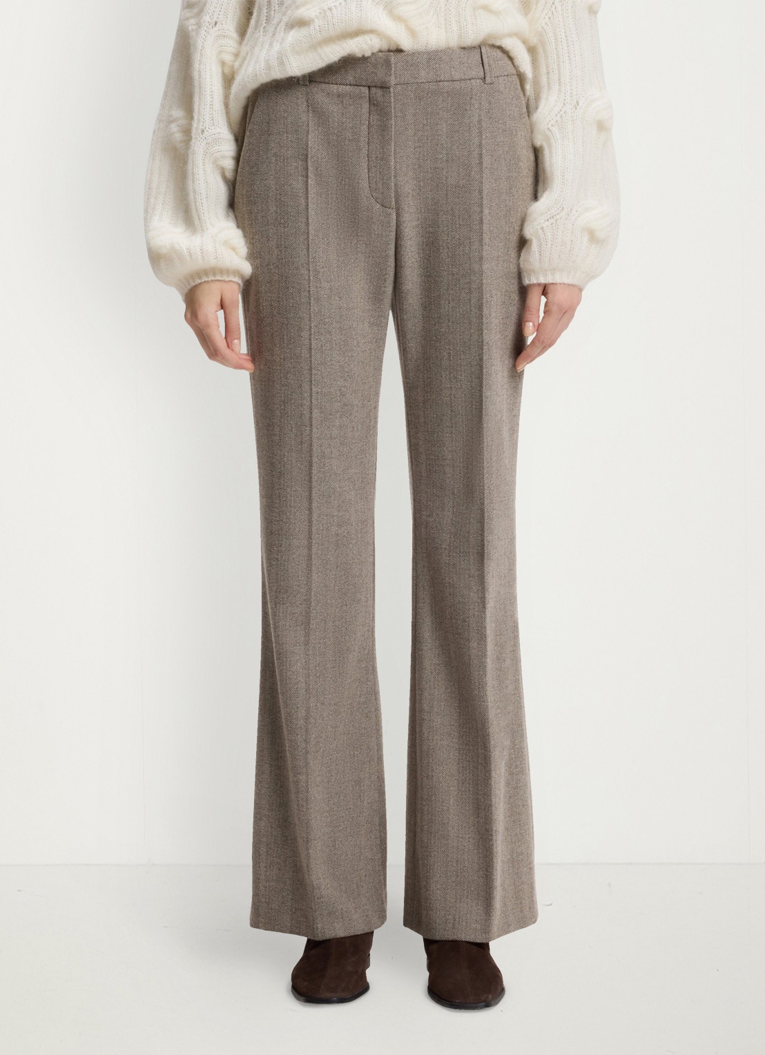 BOSS high waist flared fit pantalon met visgraat dessin - detail middengrijs