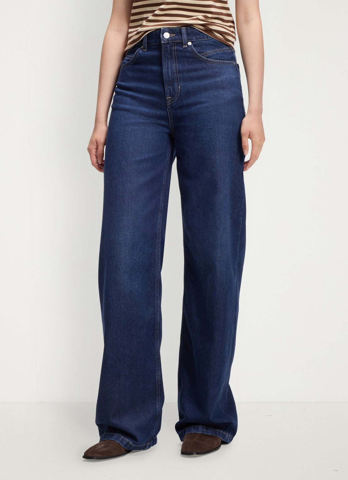 BOSS High waist flared jeans met medium wassing - detail medium blue-428 / blauw