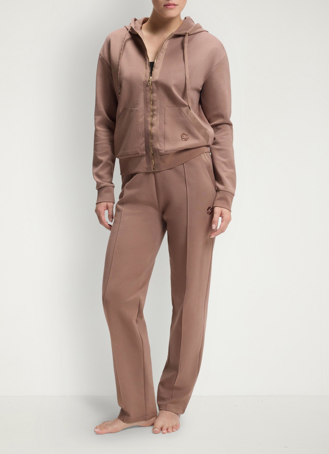 BOSS High waist straight fit joggingbroek met steekzakken - voorkant 5 open brown-240 / bruin