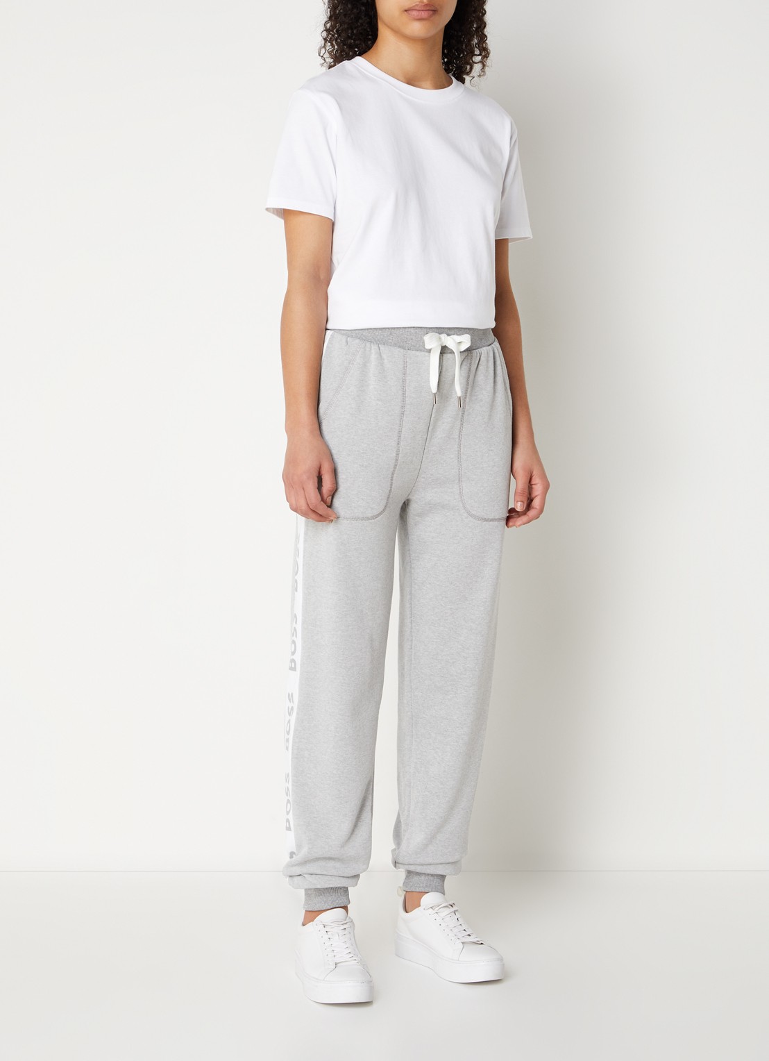 BOSS High waist tapered fit joggingbroek met logoband - voorkant 3 grijsmele