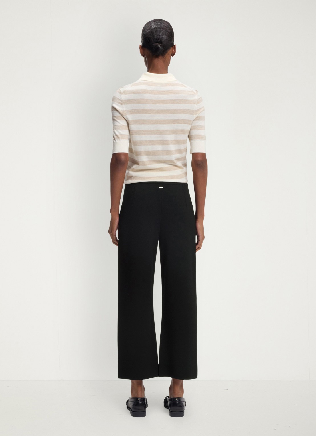 BOSS High waist wide fit cropped pantalon - achterkant zwart