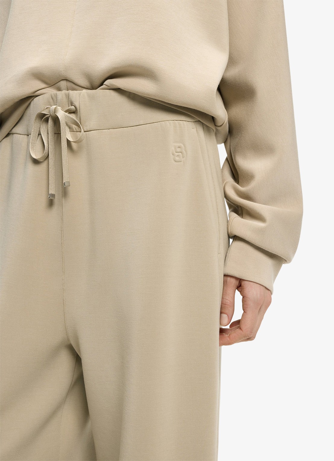 BOSS High waist wide fit joggingbroek met steekzakken - detail 4 beige