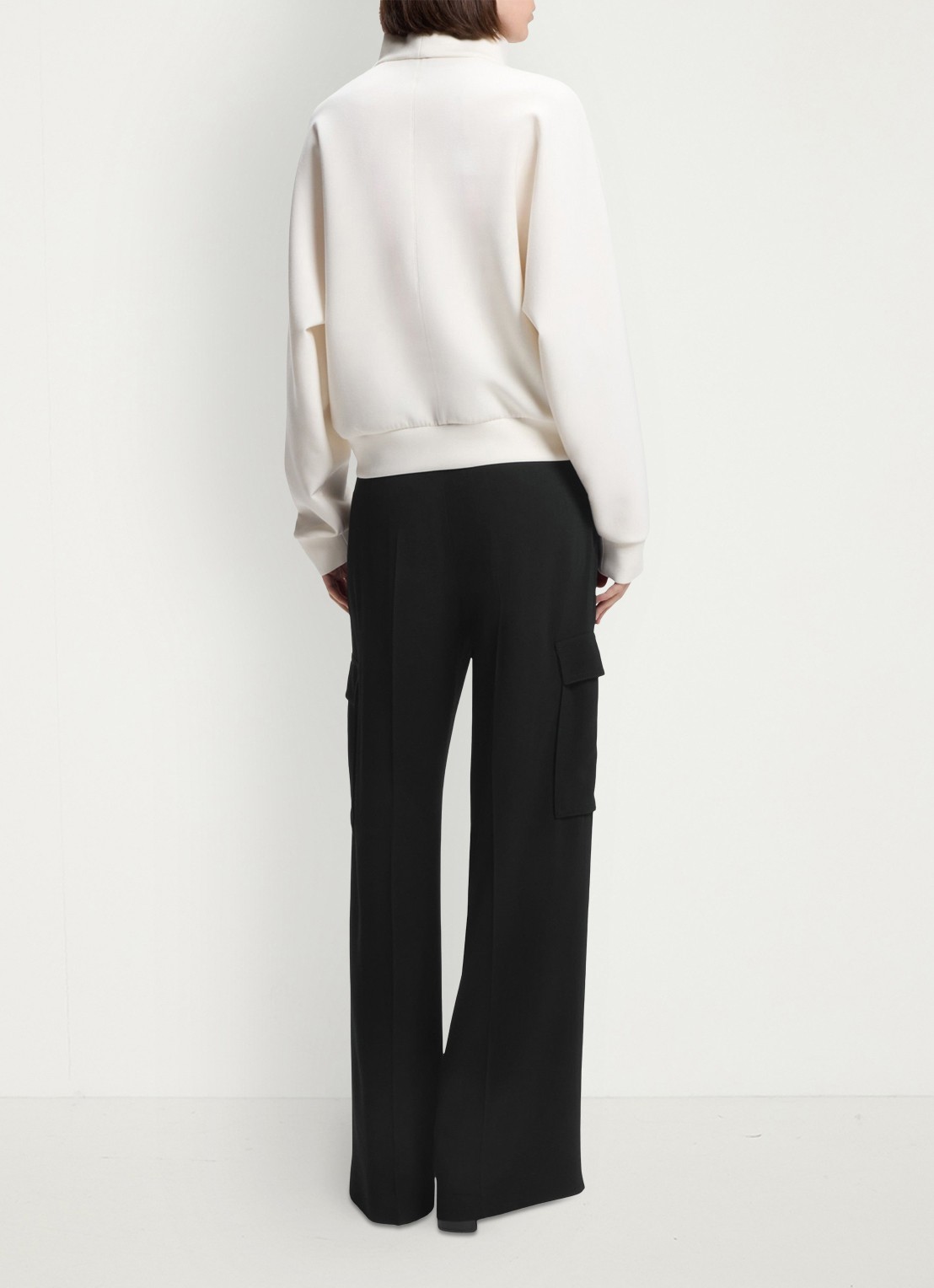 BOSS High waist wide fit pantalon met klepzakken - achterkant zwart