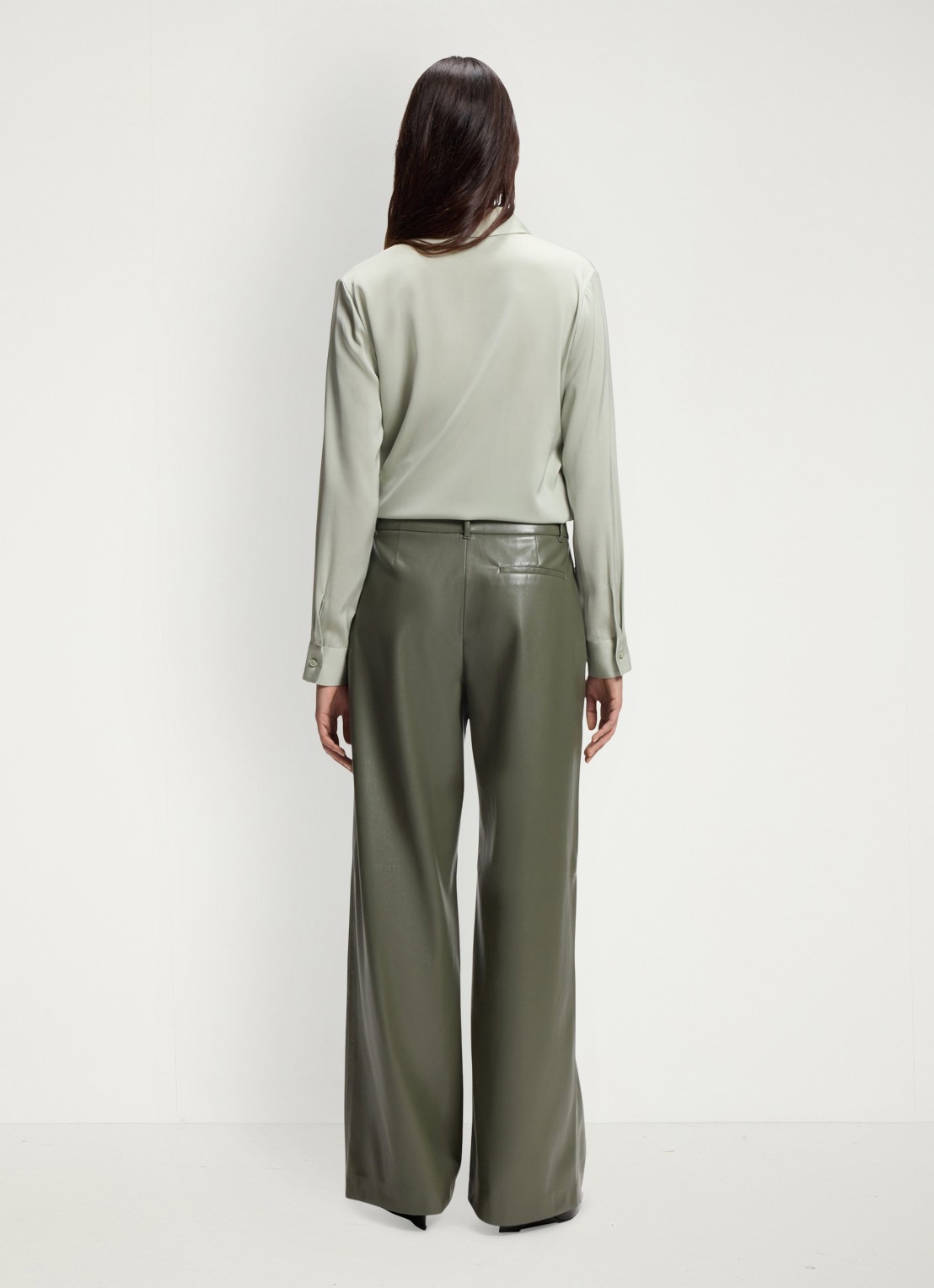 BOSS High waist wide fit pantalon van imitatieleer - achterkant 6 donkergroen