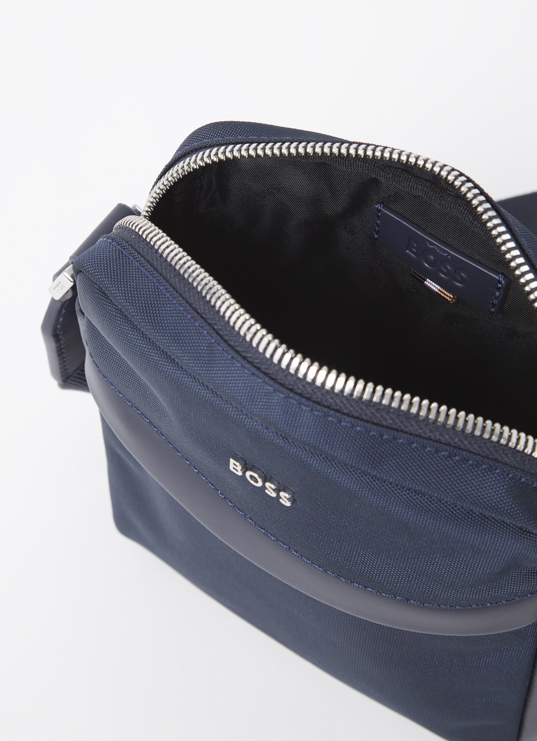 BOSS Highway crossbodytas met verstelbare schouderriem - detail donkerblauw