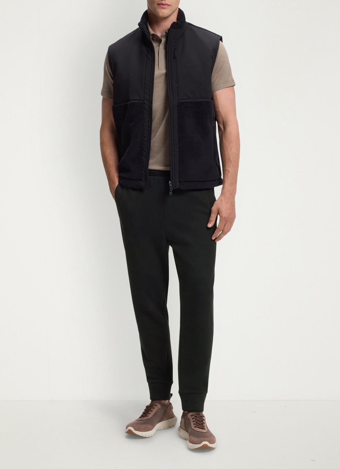 BOSS Joggingbroek met logo - voorkant 5 black-002