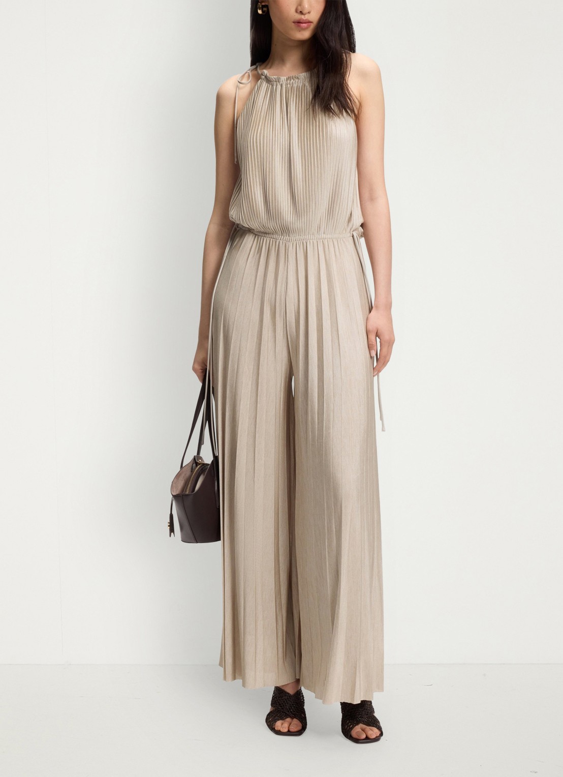 BOSS Jumpsuit met plooien - voorkant 2 beige