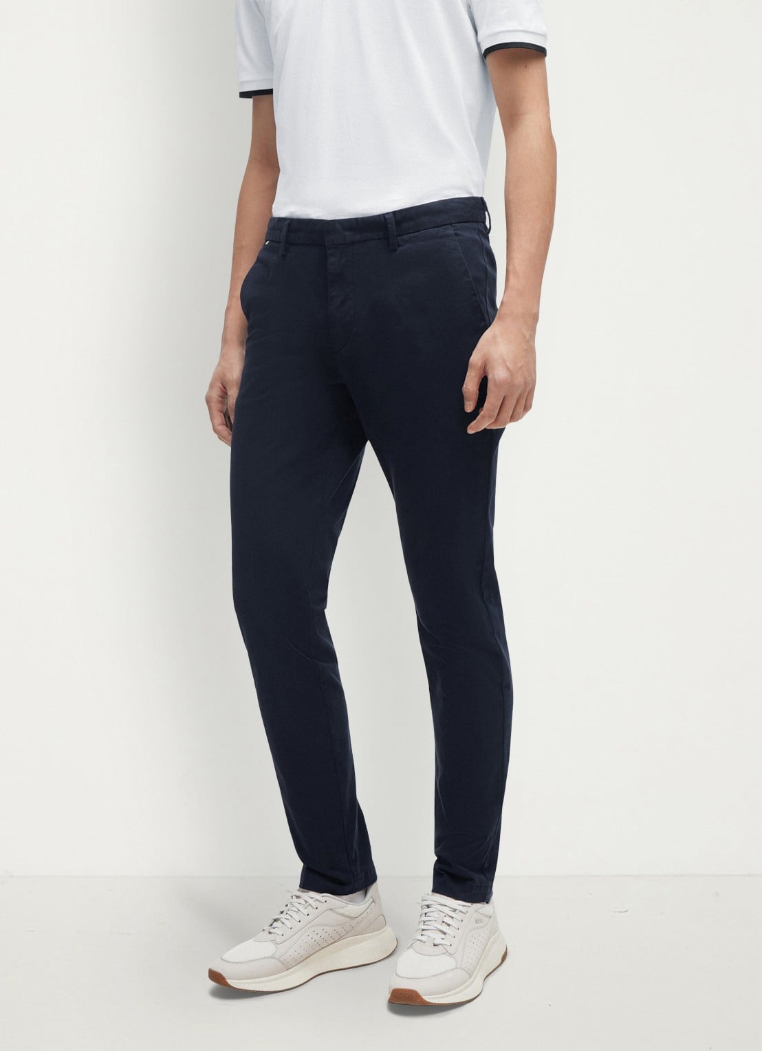 BOSS Kaito slim fit chino met steekzakken - detail donkerblauw