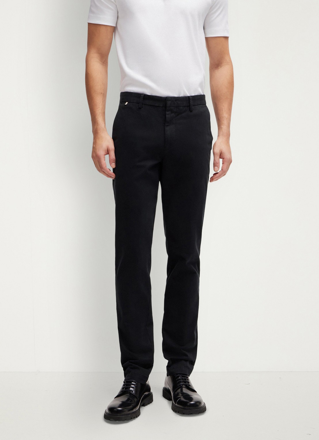 BOSS Kaito slim fit chino met steekzakken - detail 2 zwart