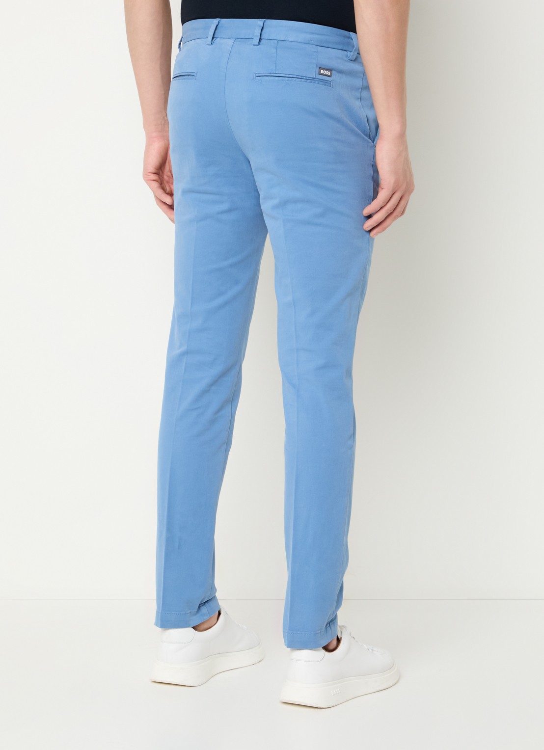 BOSS Kaito slim fit chino met steekzakken - achterkant lichtblauw
