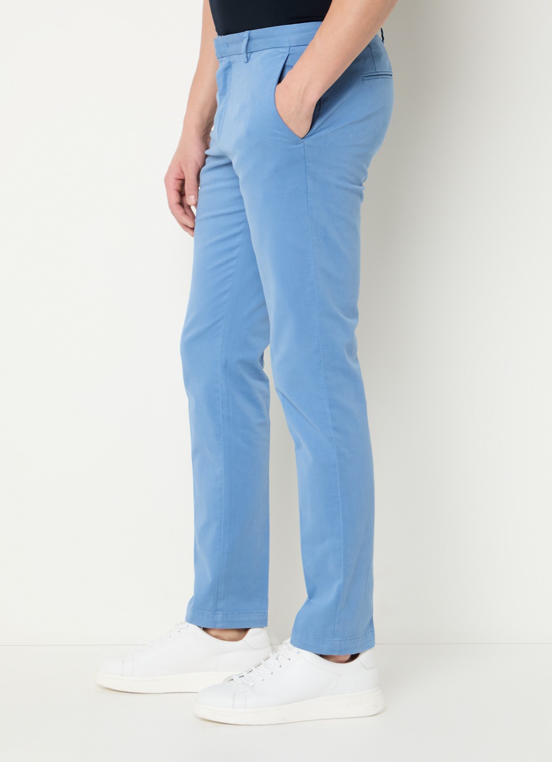BOSS Kaito slim fit chino met steekzakken - detail 5 lichtblauw