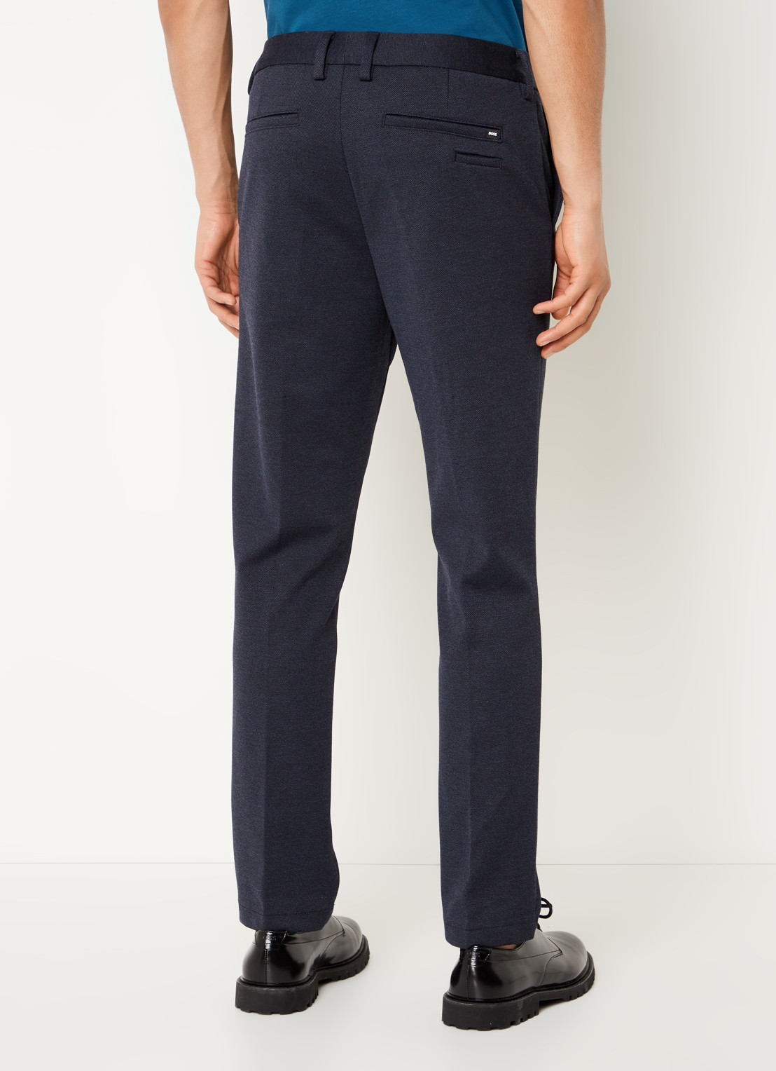 BOSS Kaiton slim fit chino met steekzakken - achterkant 5 donkerblauw