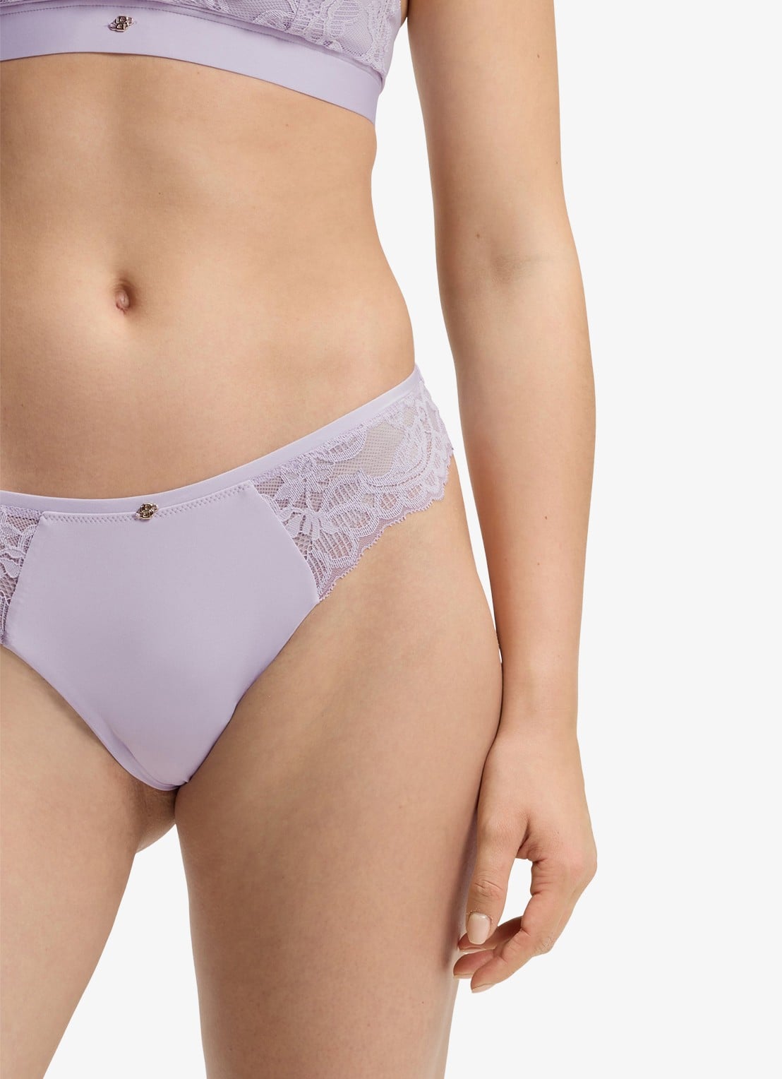 BOSS Kanten slip met mesh plooitjes en goudkleurig bedeltje - detail 3 open purple-553 / paars