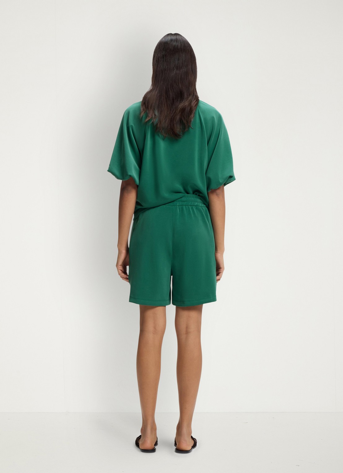 BOSS Korte joggingbroek met logoborduring - achterkant dark green-302 / groen