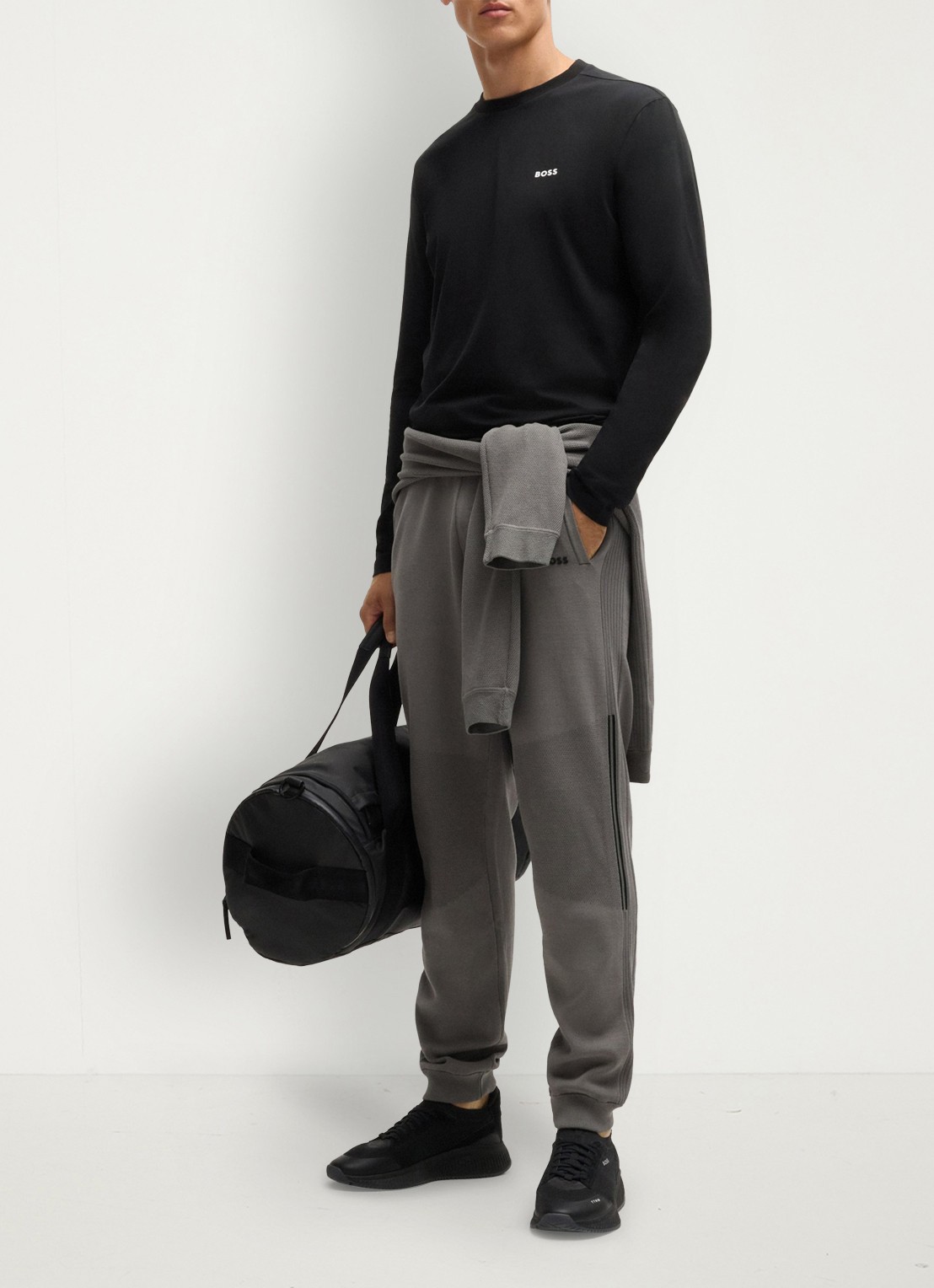 BOSS Longsleeve met logo - voorkant 2 zwart