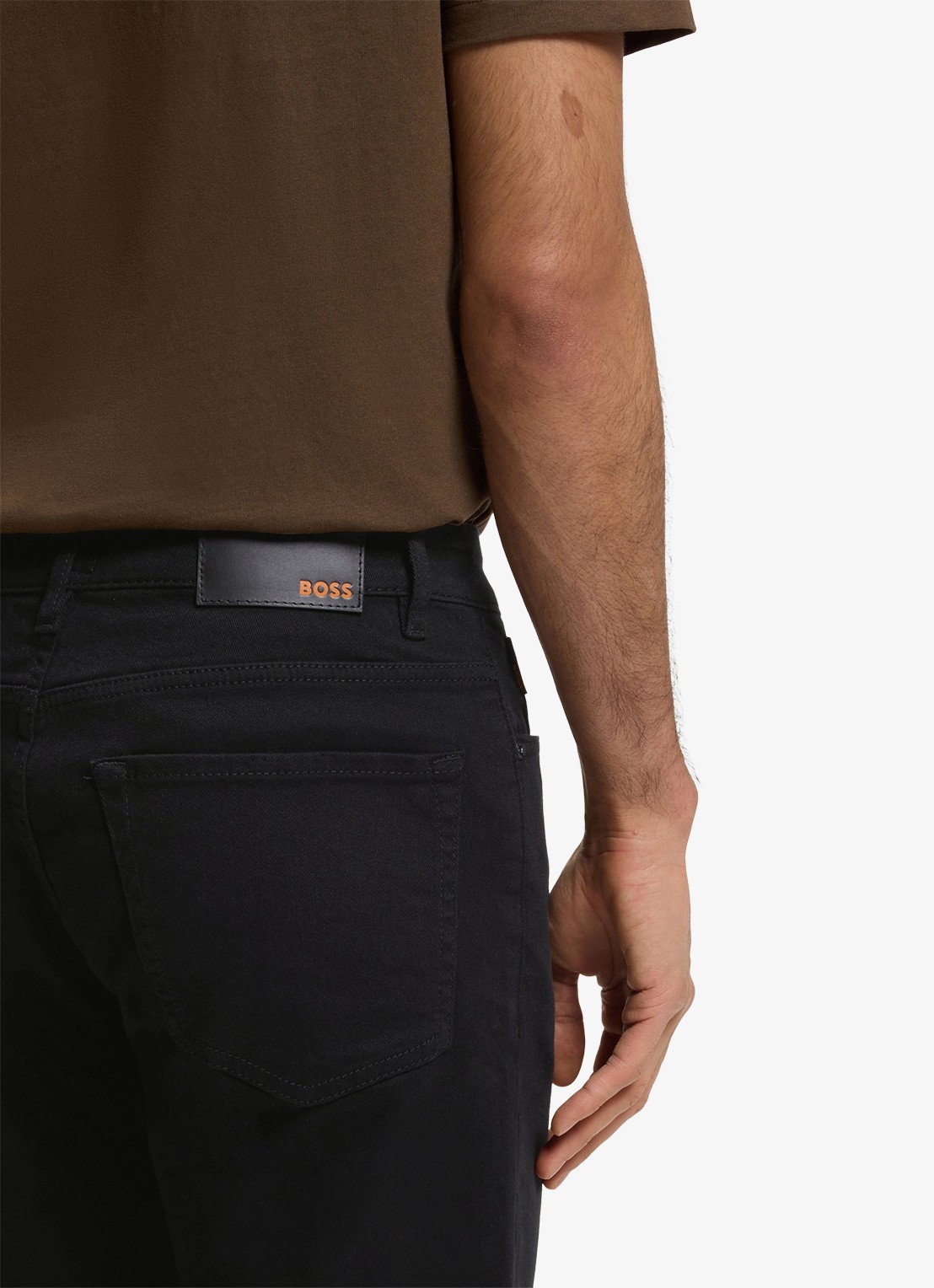 BOSS Maine straight fit jeans met gekleurde wassing  - detail 3 zwart