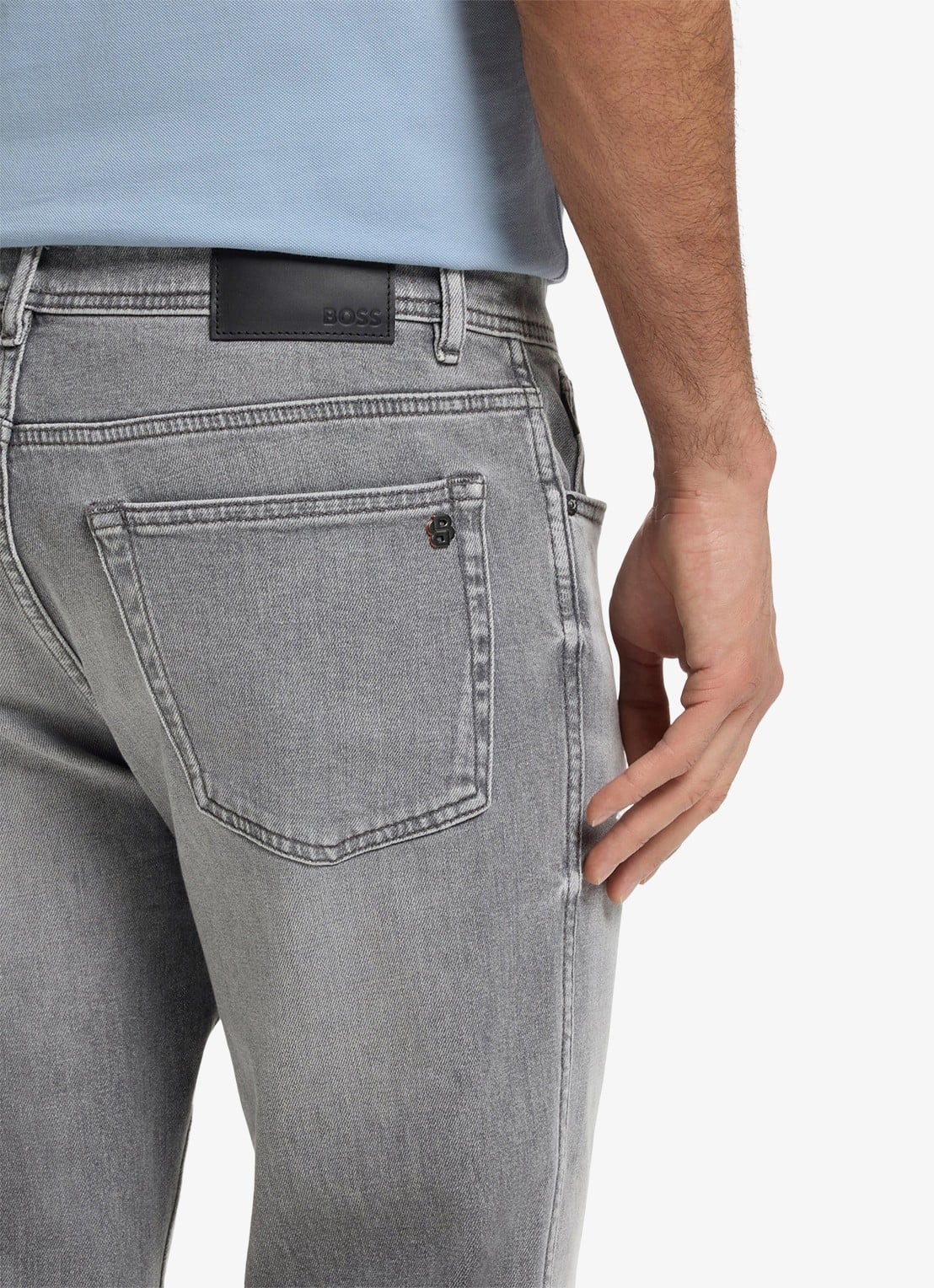 BOSS Maine straight fit jeans met gekleurde wassing - detail 5 grijs