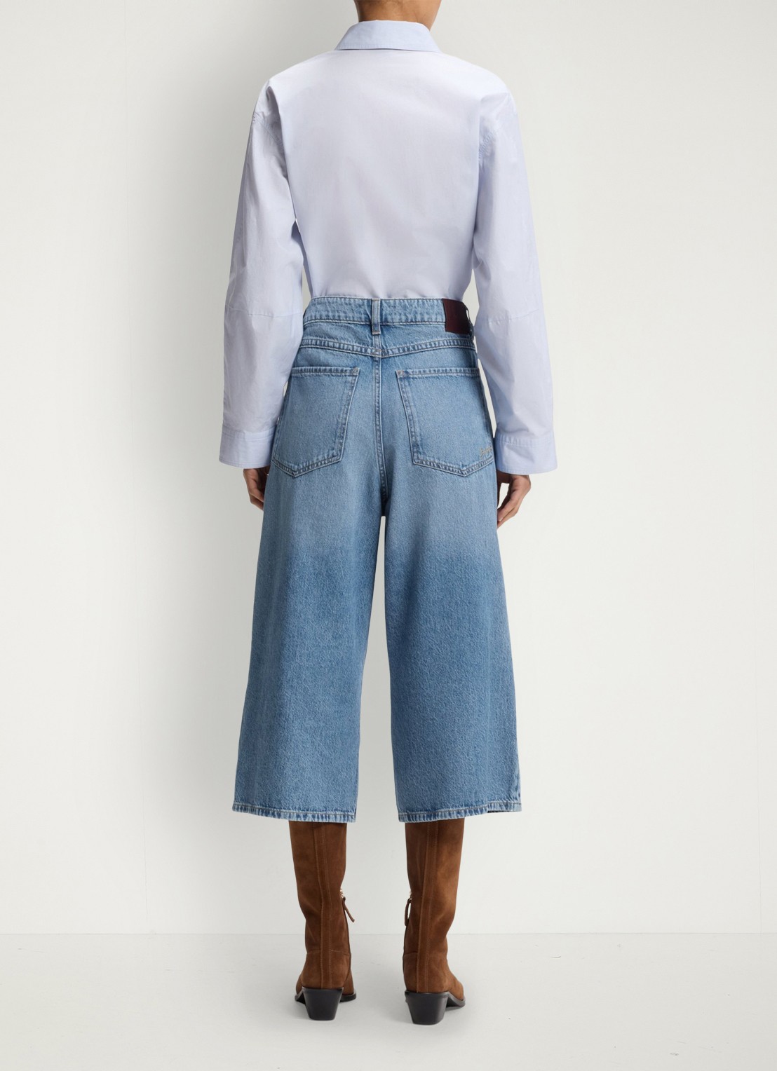 BOSS Mid waist loose fit korte broek van denim - achterkant 3 jeans