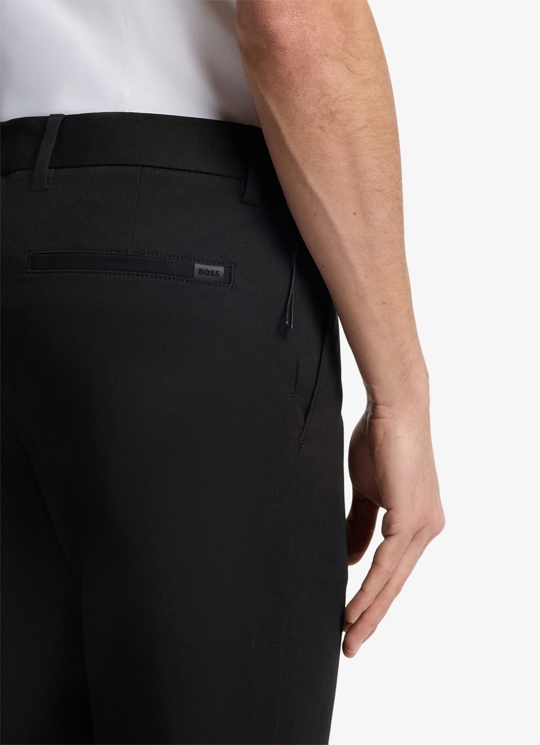BOSS Modern fit pantalon met steekzakken  - detail 5 black-001 / zwart