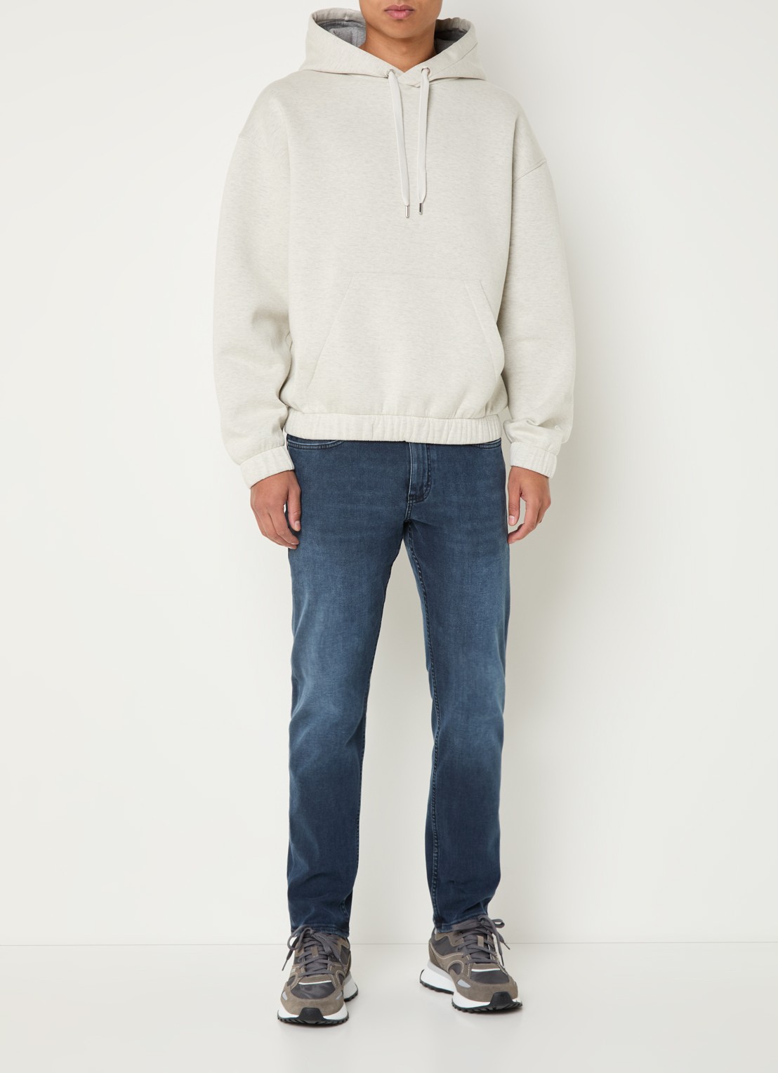 BOSS P-Delaware slim fit jeans met donkere wassing - voorkant 5 indigo