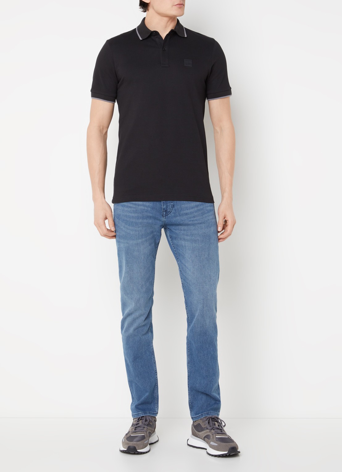 BOSS Passertip slim fit polo van piqué katoen met logo - voorkant 3 zwart