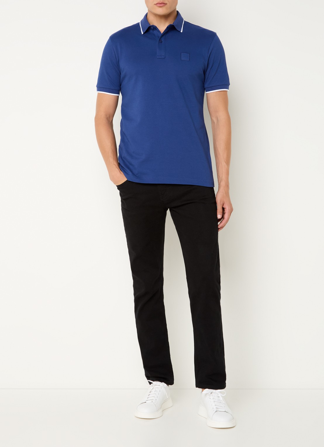BOSS Passertip slim fit polo van piqué katoen met logo - voorkant 4 royalblauw