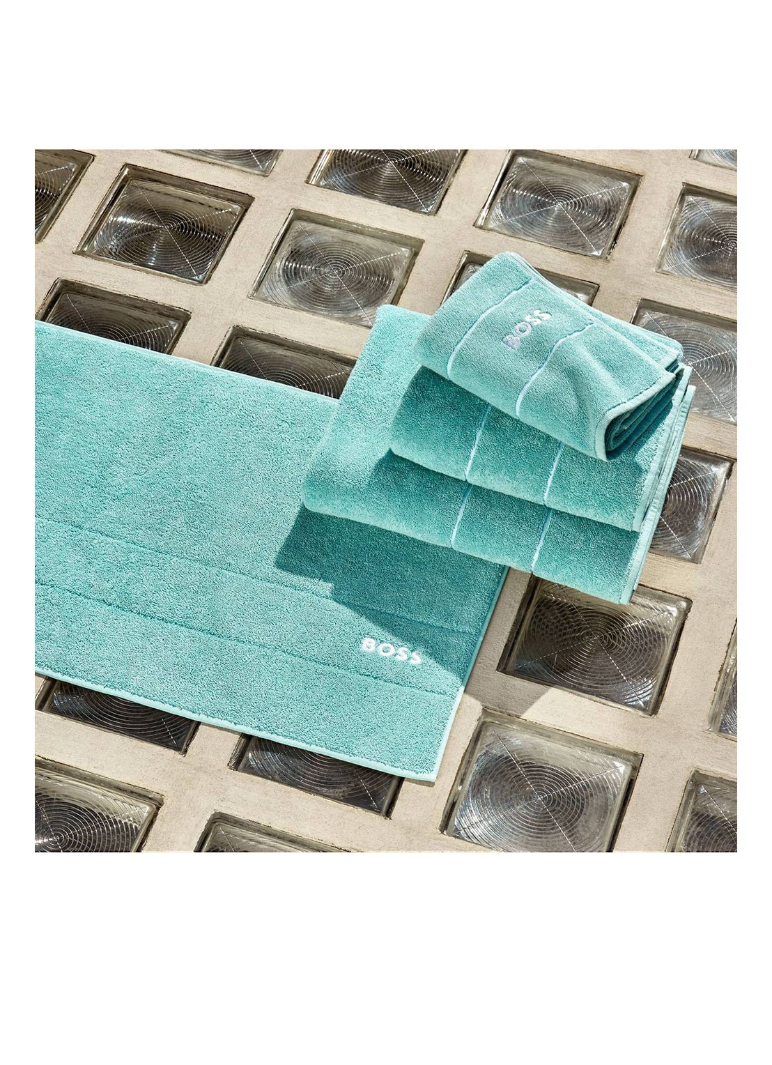 BOSS Plain badhanddoek - 600 g/m2 - 50 x 100 cm - detail 5 turquoise