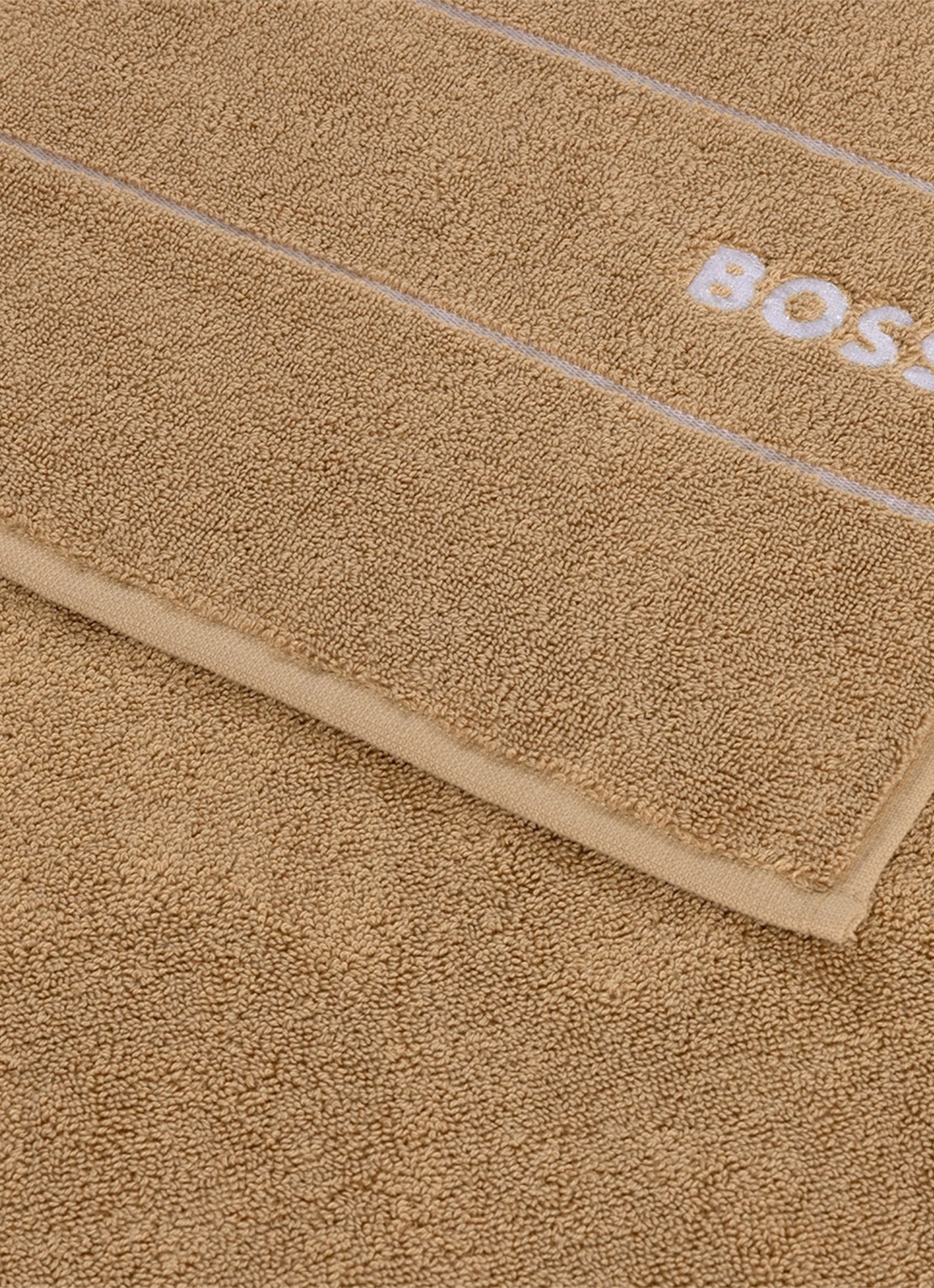 BOSS Plain badhanddoek - 600 g/m2 - 50 x 100 cm - voorkant 2 bruin