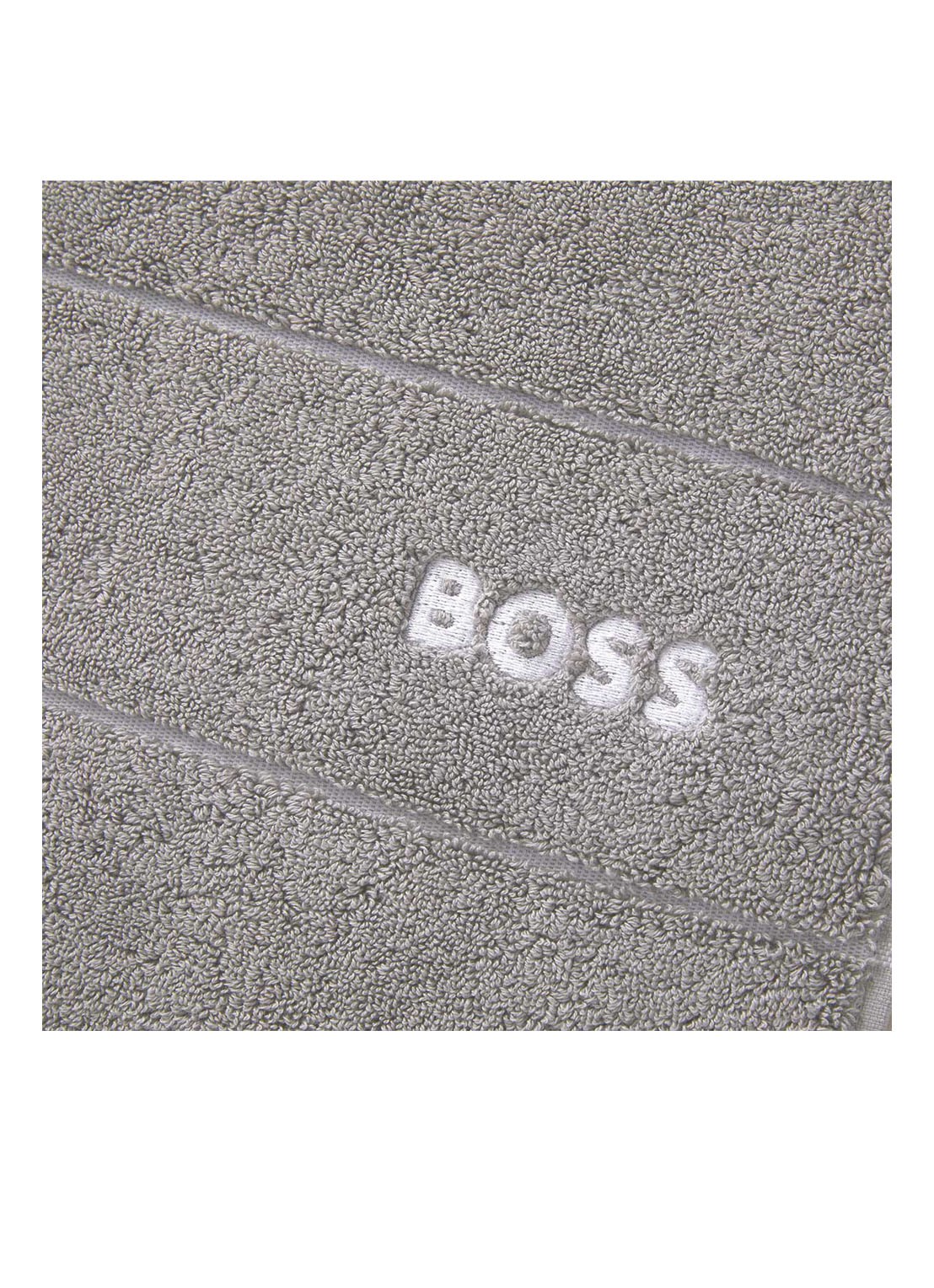 BOSS Plain badlaken - 600 gr/m2 - 100 x 150 cm - detail 4 lichtgrijs