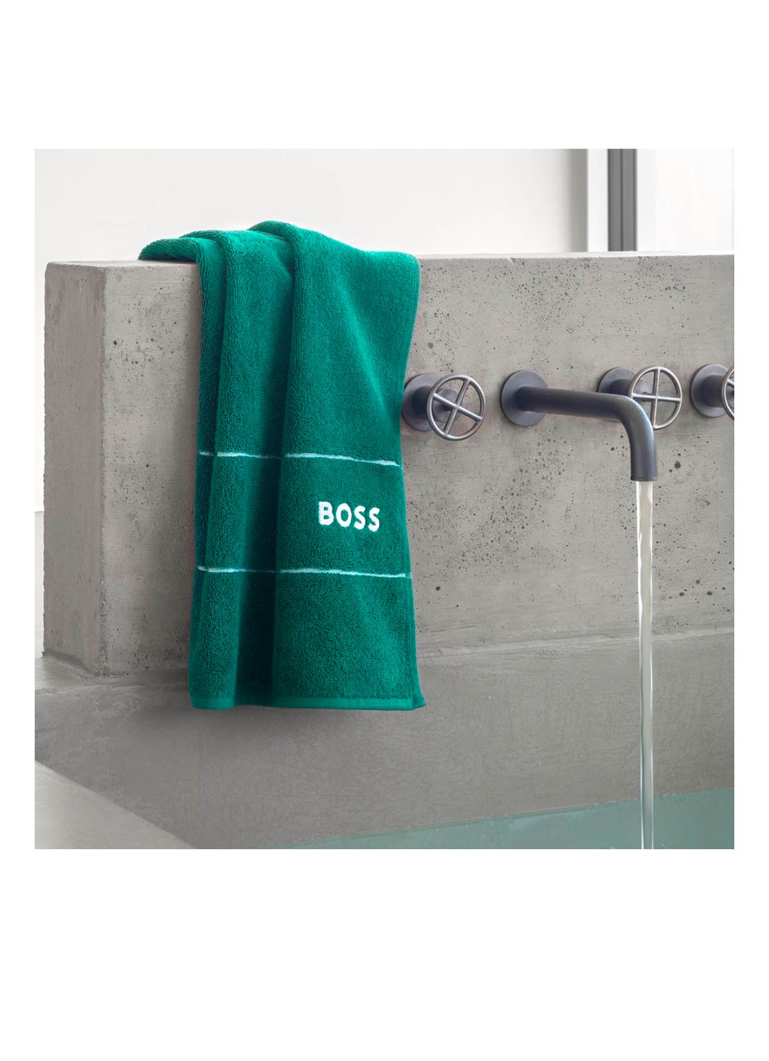 BOSS Plain badlaken - 600 gr/m2 - 100 x 150 cm - detail 3 donkergroen
