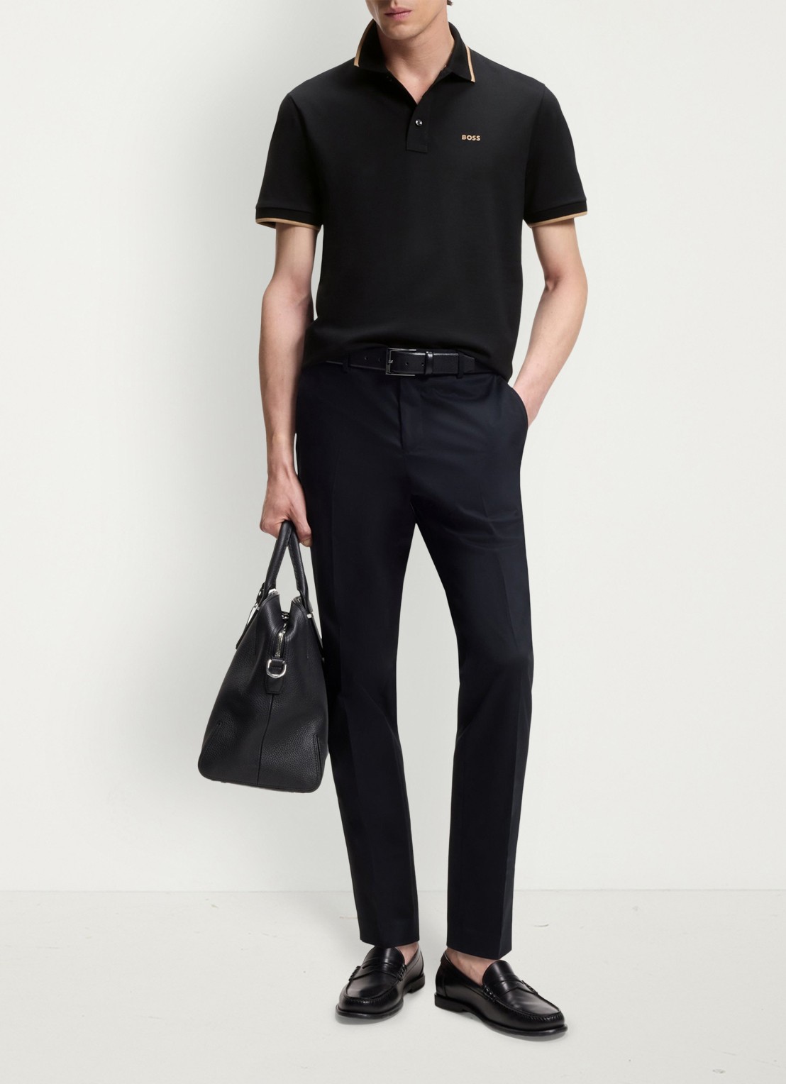 BOSS Poloshirt van katoenpiqué met contrasterende bies - voorkant 2 zwart
