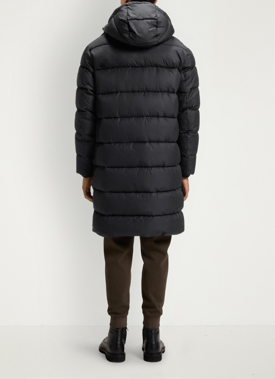 BOSS Puffer jas met capuchon - achterkant 3 zwart