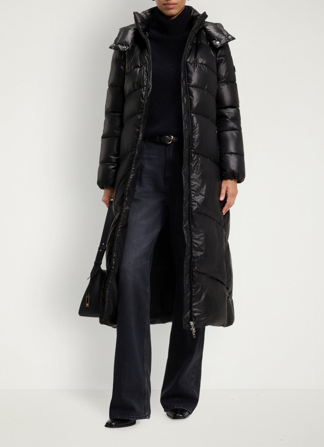 BOSS Puffer jas met ceintuur - voorkant 5 zwart