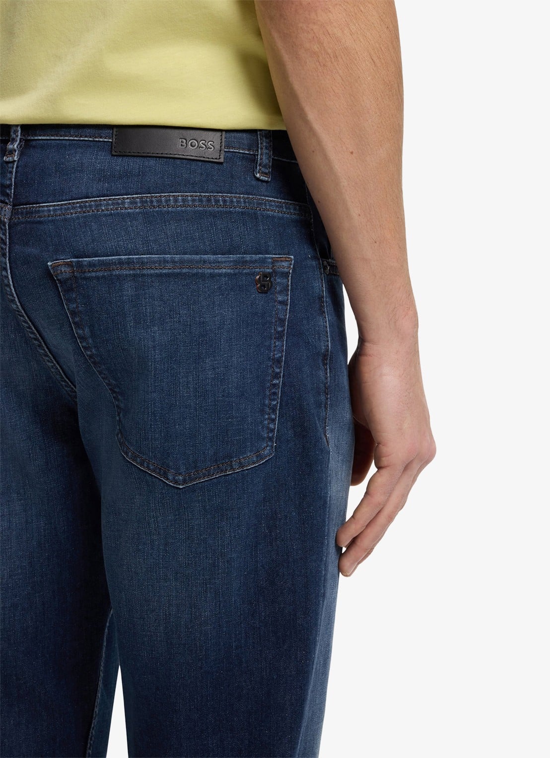 BOSS Re.Maine Bo regular fit jeans met medium wassing - detail 2 medium blue-420 / blauw
