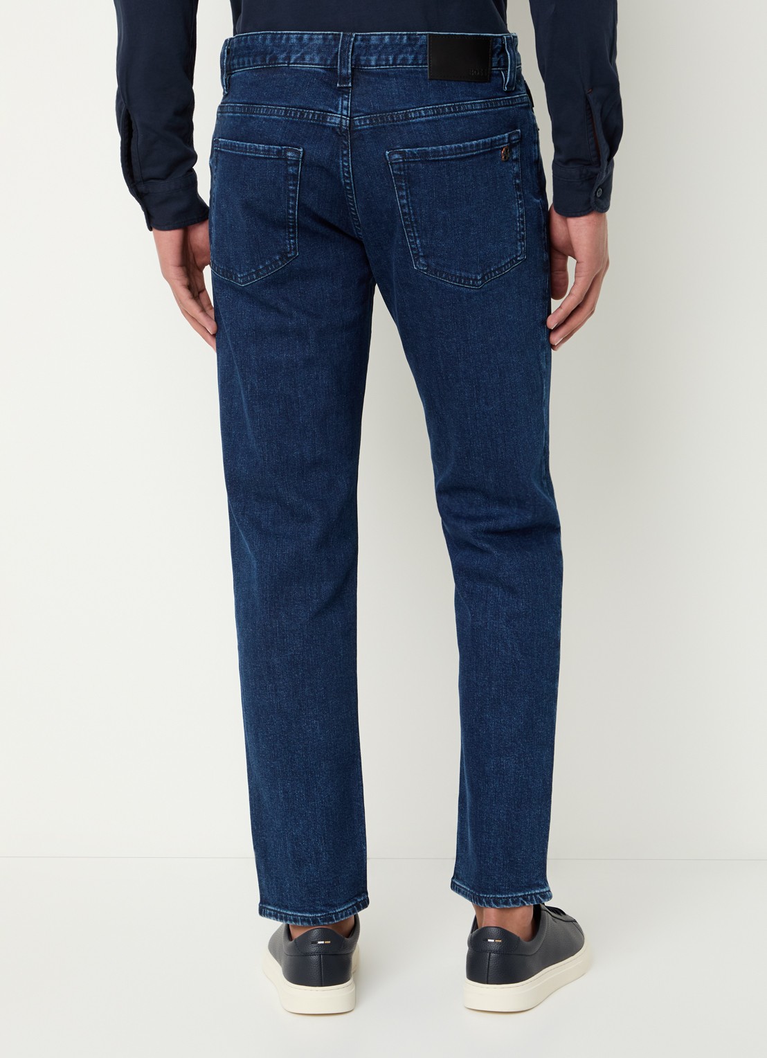 BOSS Re.Maine straight leg jeans met donkere wassing - achterkant indigo
