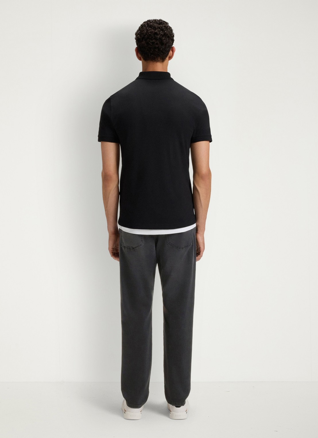 BOSS Re.Maine straight leg jeans met gekleurde wassing - achterkant zwart