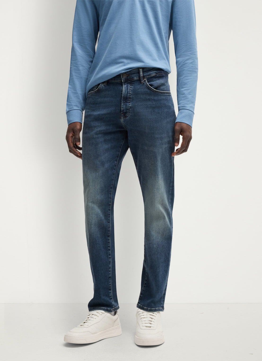 BOSS Re.Maine straight leg jeans met medium wassing - detail indigo