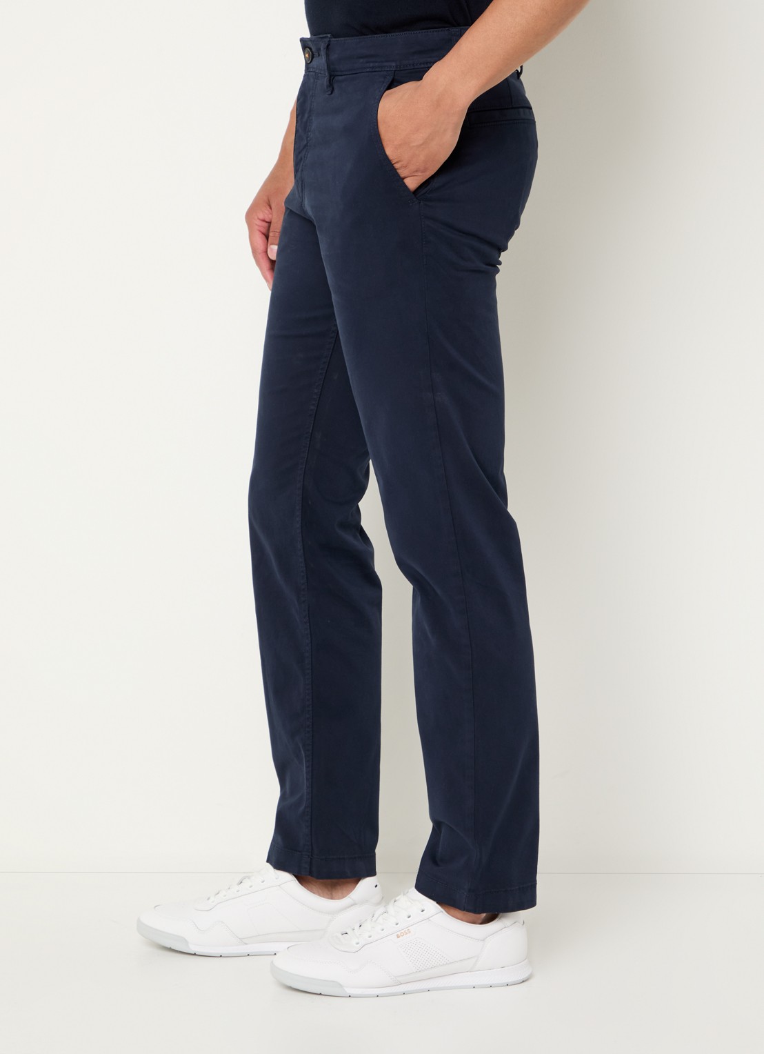BOSS Regular-fit broek van elastisch katoenen satijn - detail 5 middenblauw